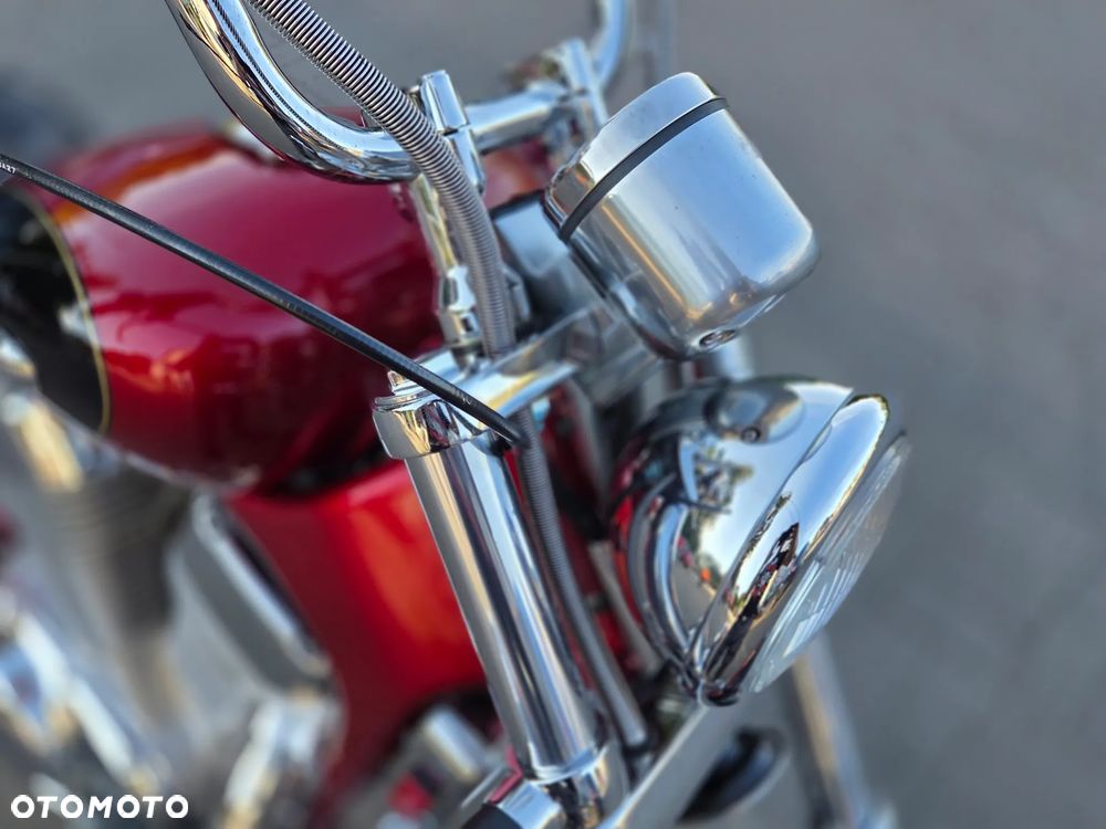 Suzuki Intruder - 24