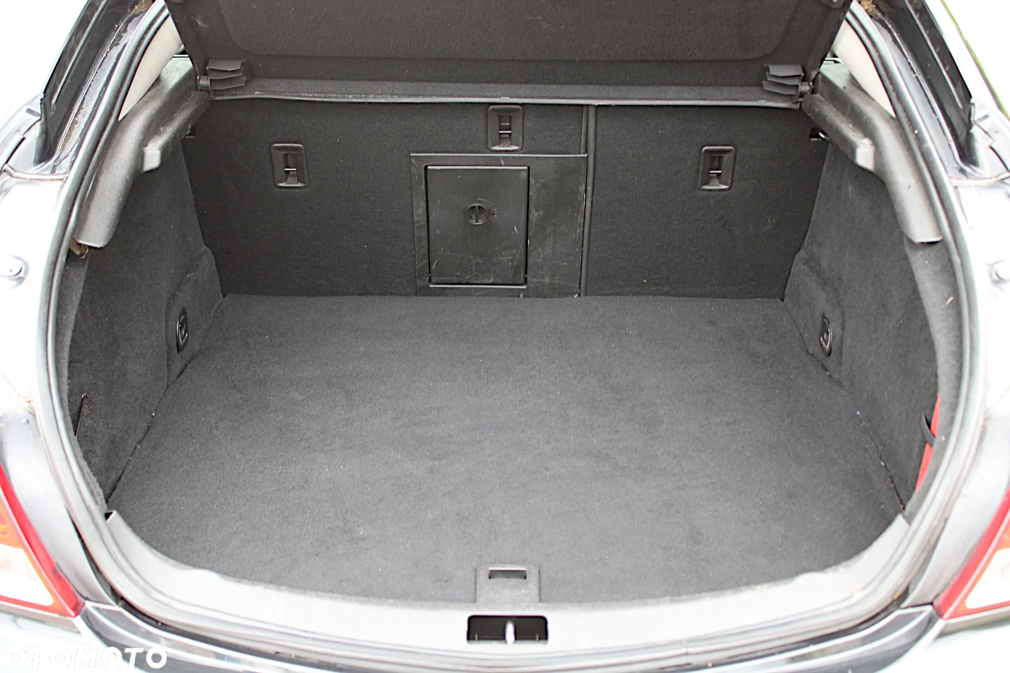 Opel Insignia - 14