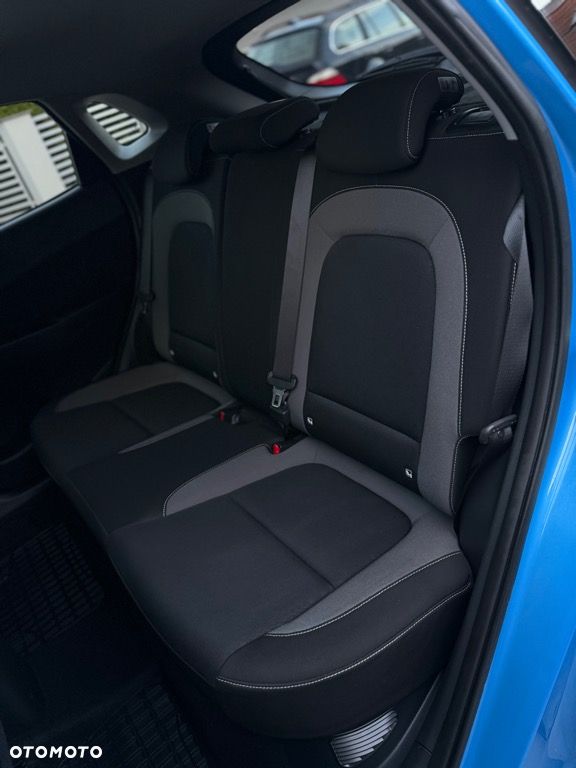 Hyundai Kona 1.6 GDI DCT Premium - 8