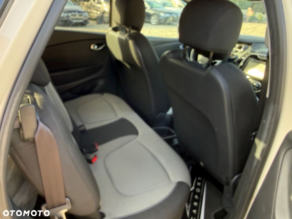 Renault Captur - 11