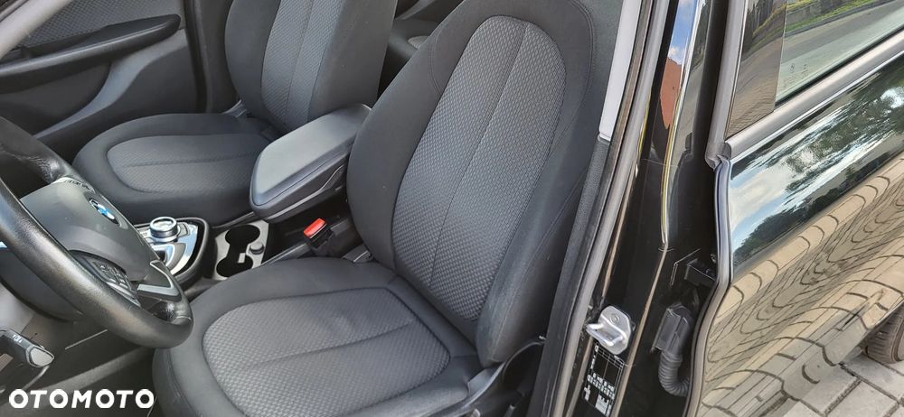 BMW Seria 2 218d Advantage - 7
