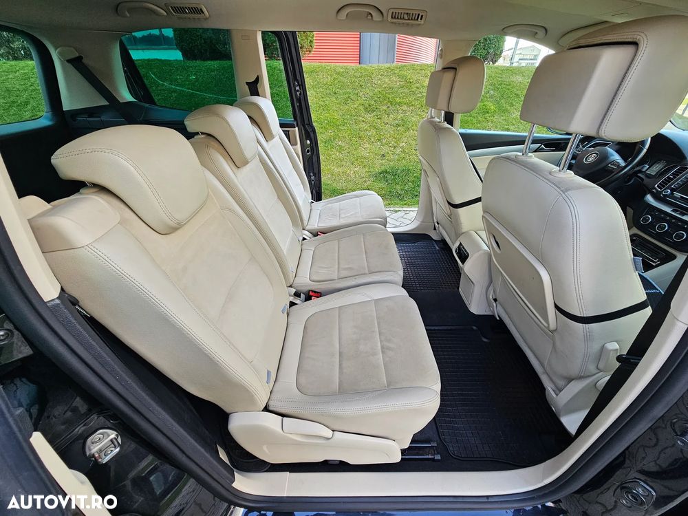 Volkswagen Sharan 2.0 TDI DSG BlueMotion Technology Highline - 13