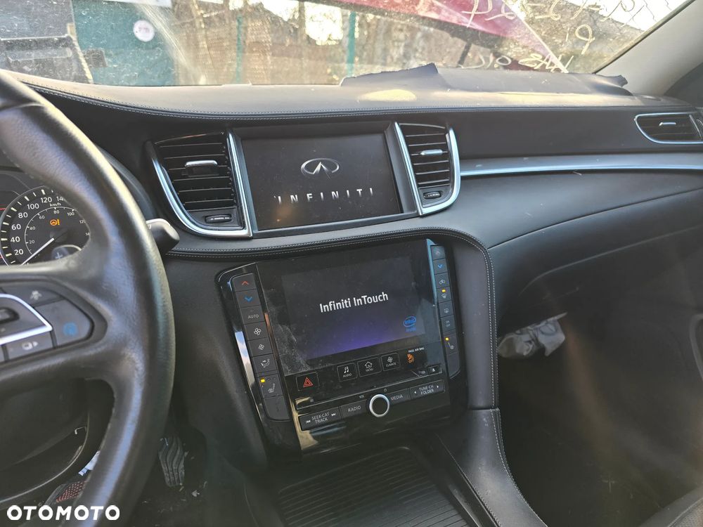 Infiniti QX50 - 15