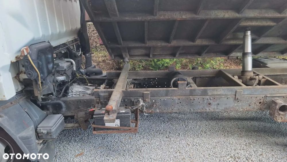 Mitsubishi Fuso Canter - 11