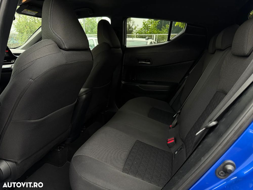 Toyota C-HR - 10