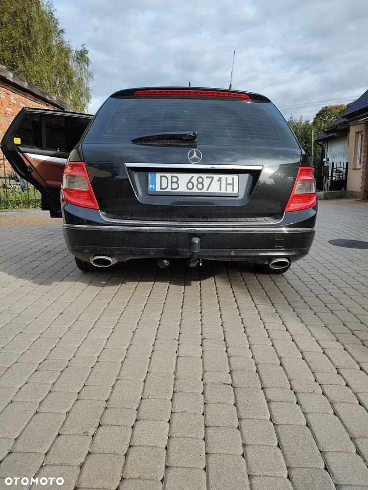 Mercedes-Benz Klasa C 230 T Avantgarde - 11