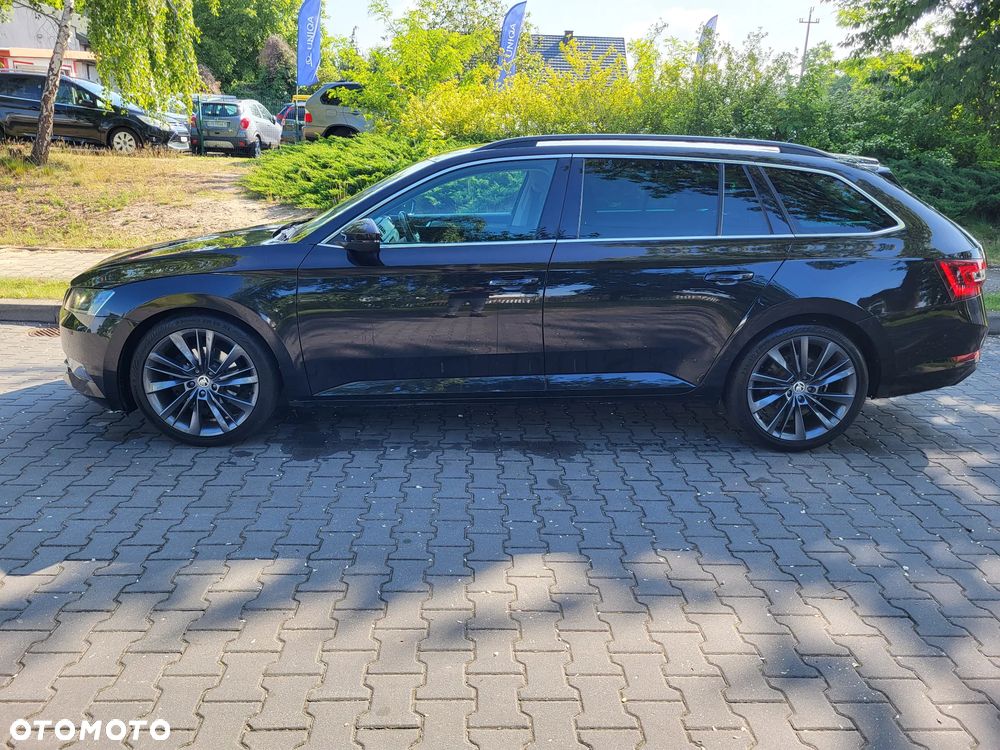 Skoda Superb 2.0 TDI 4x4 DSG Ambition - 2