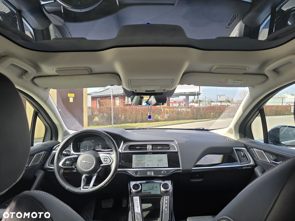 Jaguar I-Pace - 16