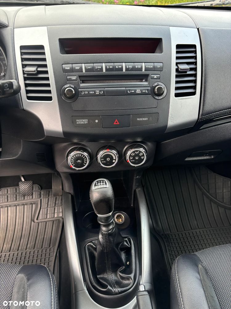 Mitsubishi Outlander 2.2 DI-D ClearTec 2WD Invite - 21