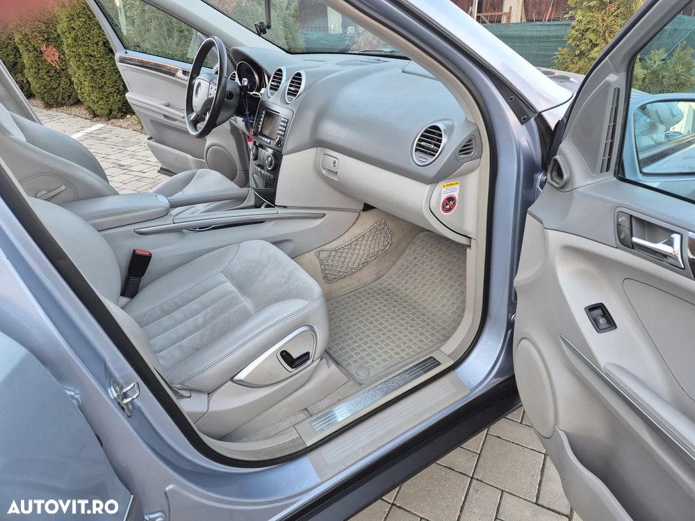 Mercedes-Benz ML - 13