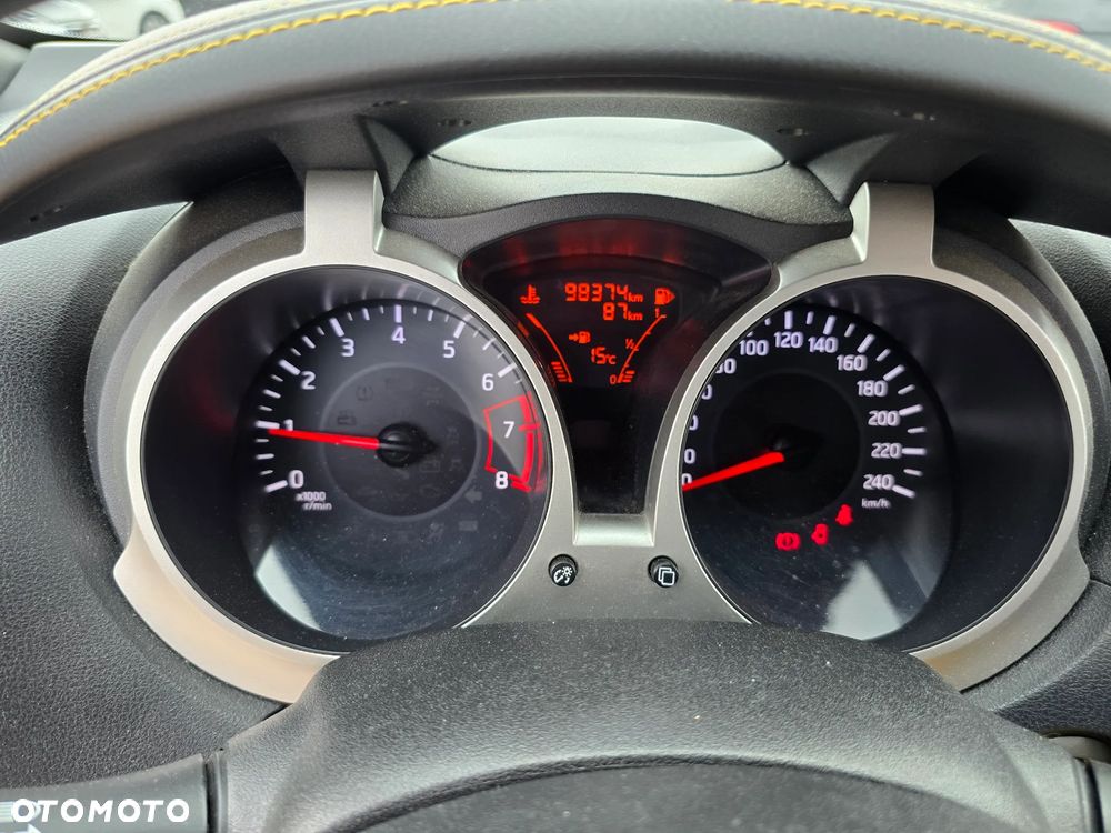 Nissan Juke - 25