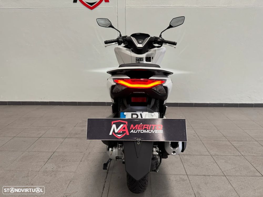 Honda PCX125 - 8