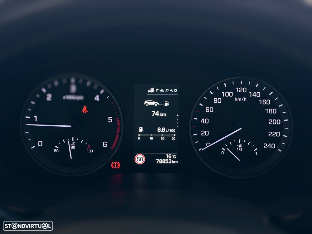 Hyundai Tucson blue 1.7 CRDi 2WD Advantage - 14