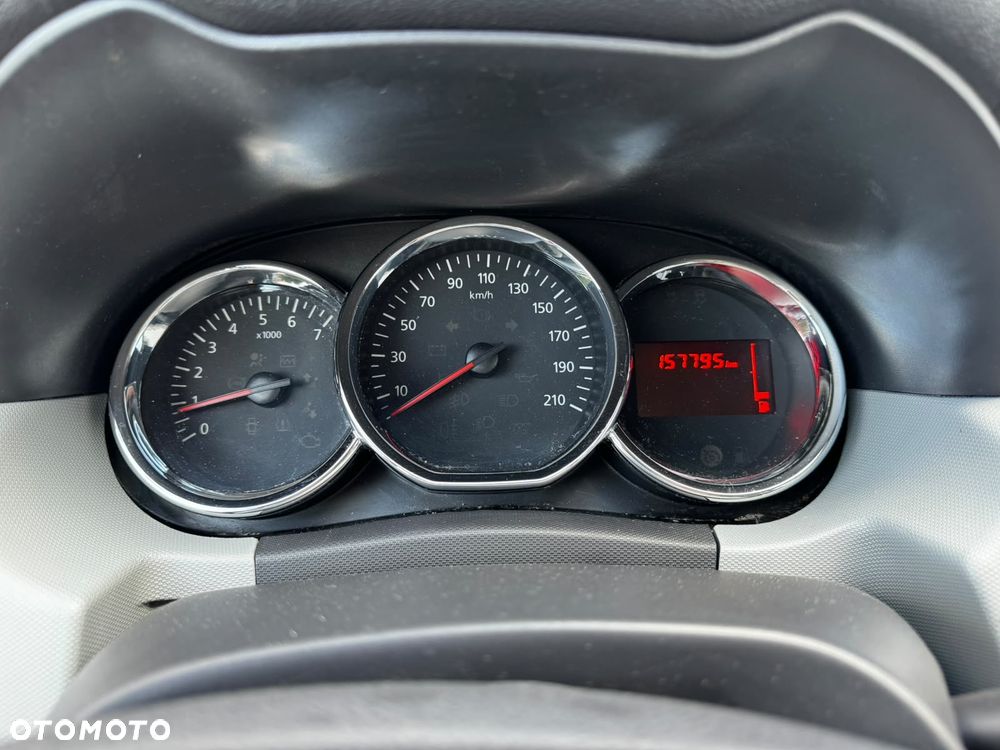 Dacia Duster 1.6 16V 105 4x2 Prestige - 11