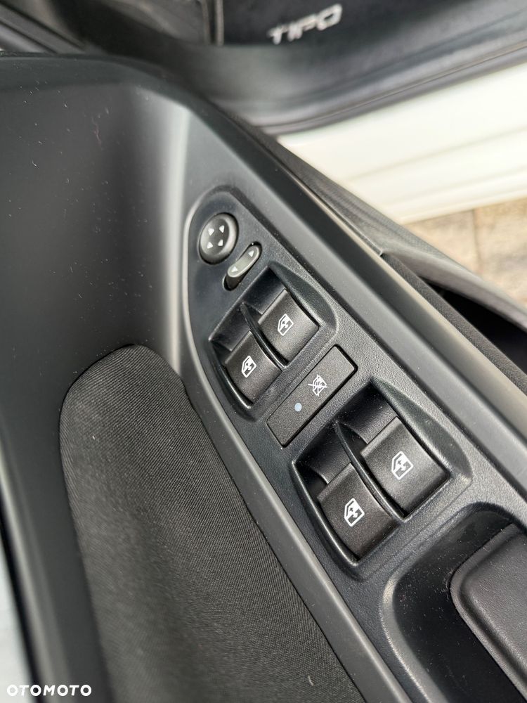 Fiat Tipo 1.4 16V More - 16