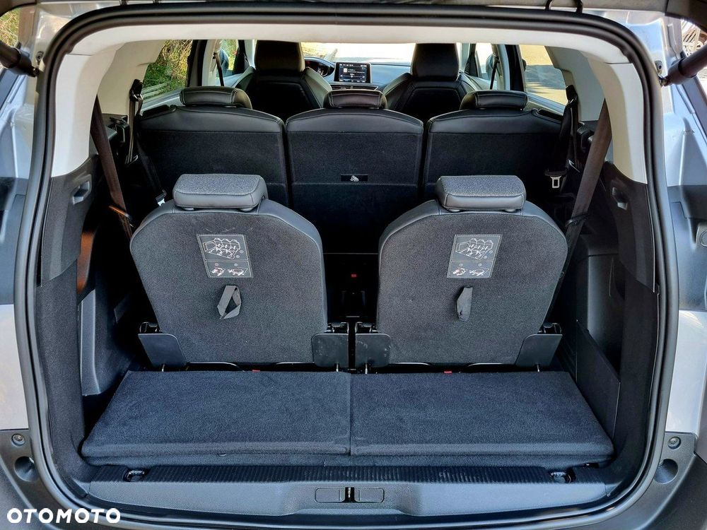 Peugeot 5008 - 14