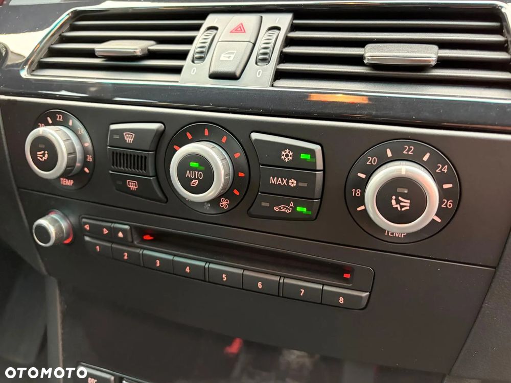 BMW Seria 5 520i Edition Exclusive - 22