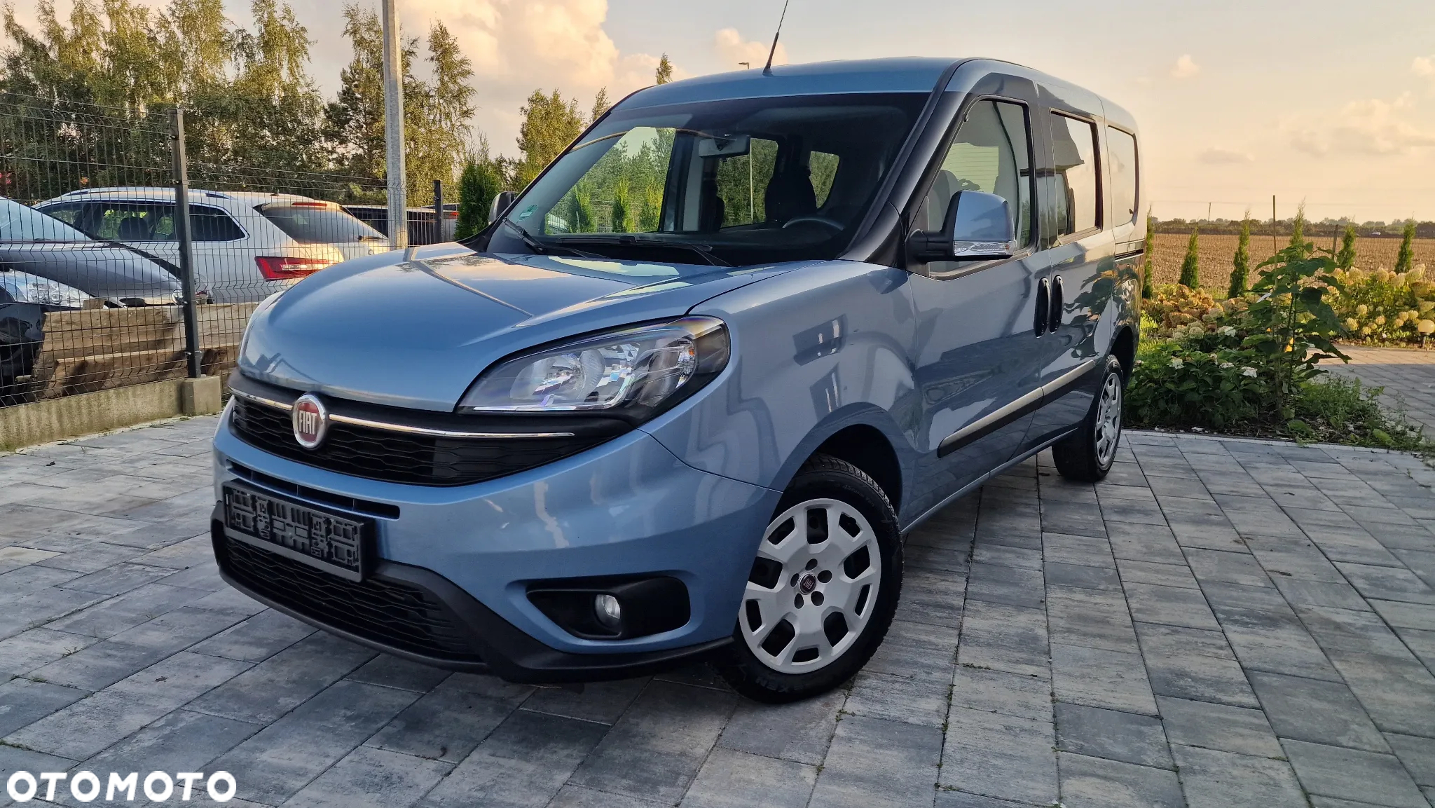 Fiat Doblo 1.6 16V Multijet Trekking - 9