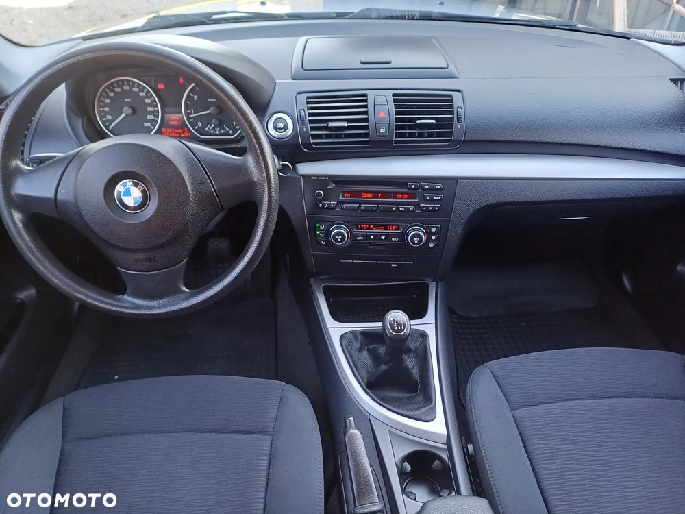 BMW Seria 1 116i - 9