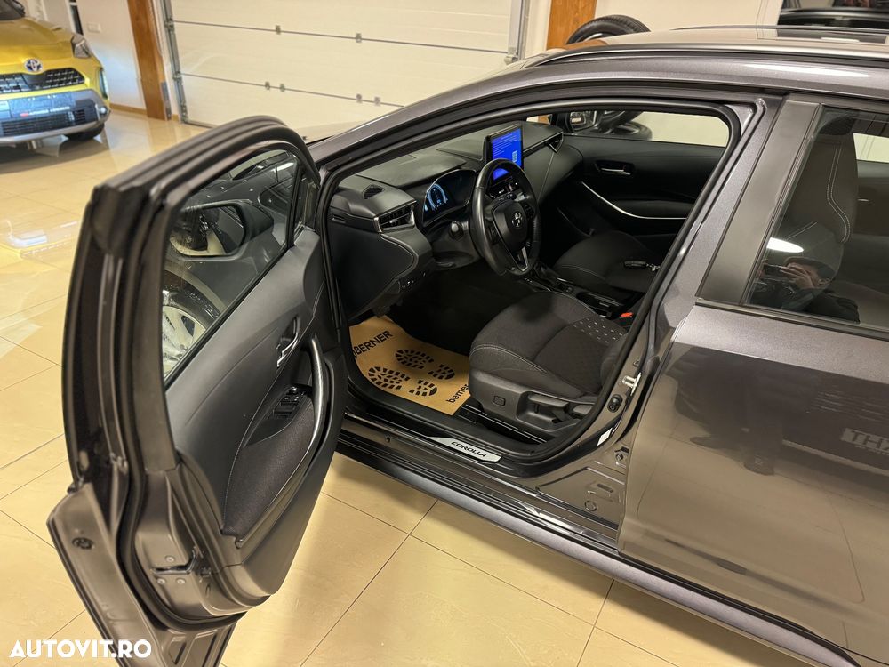 Toyota Corolla 1.8 Comfort - 8