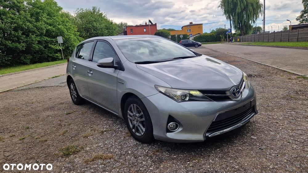 Toyota Auris - 2