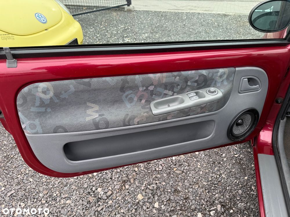 Renault Twingo - 17