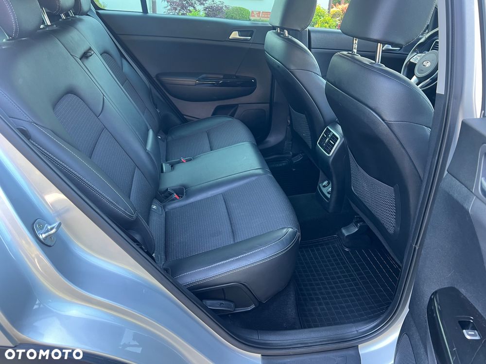 Kia Sportage 1.6 CRDI L Business Line 2WD DCT - 12