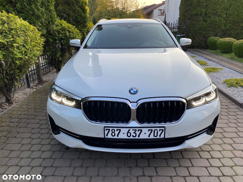 BMW Seria 5 520d Touring - 6