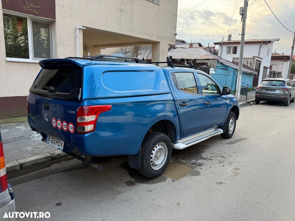 Mitsubishi L200 Double Cab M/T Invite - 15