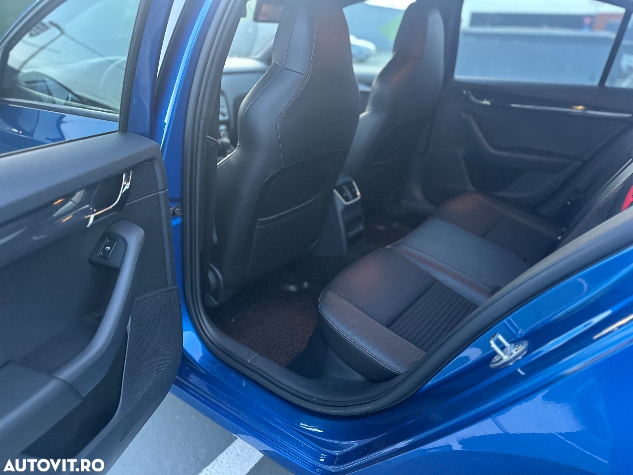 Skoda Octavia 2.0 TDI RS DSG - 14