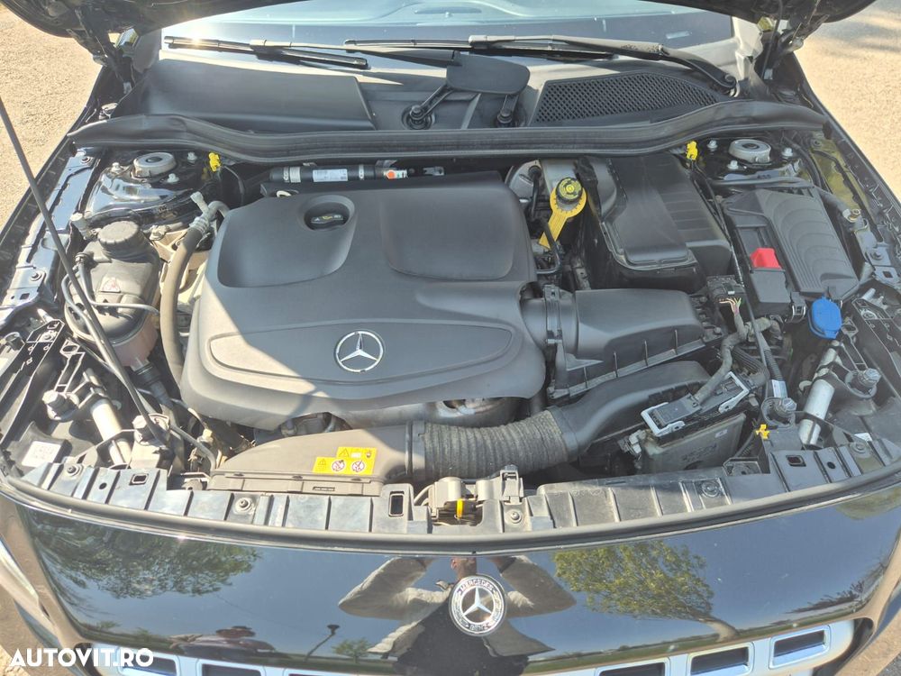 Mercedes-Benz GLA - 4