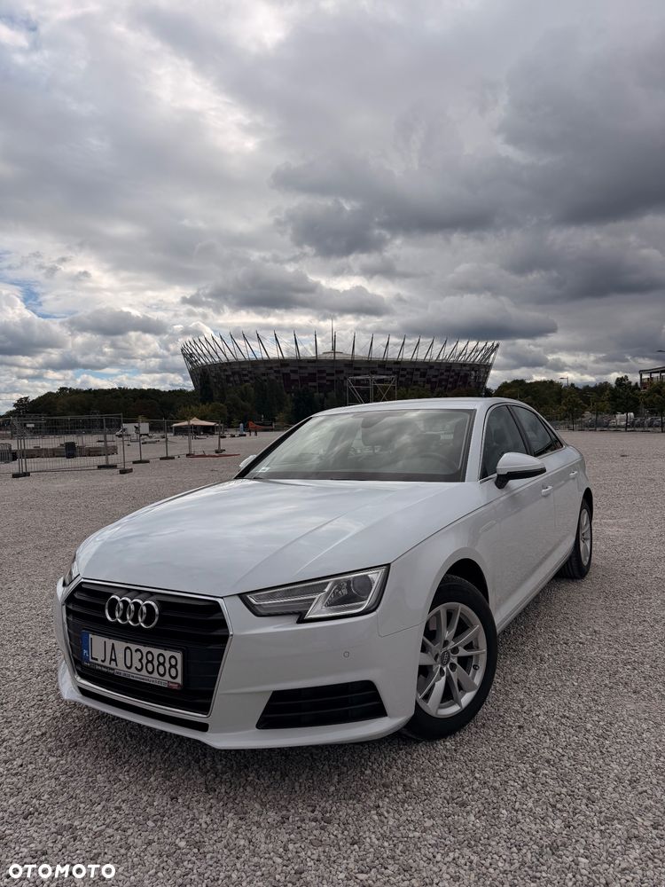 Audi A4 Limousine - 9