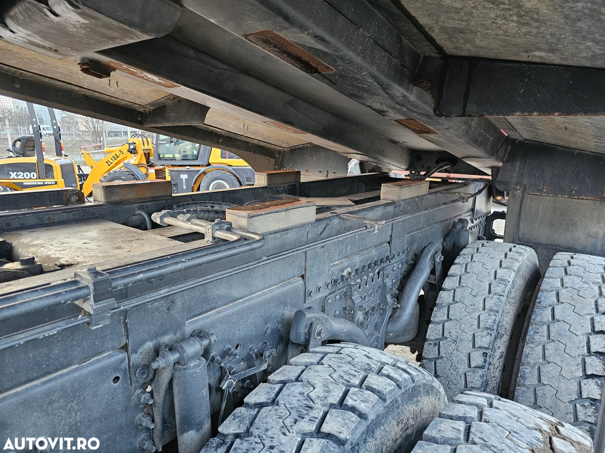 Volvo FMX 500 8x4 basculanta autobasculanta posibilitate finantare leasing - 15