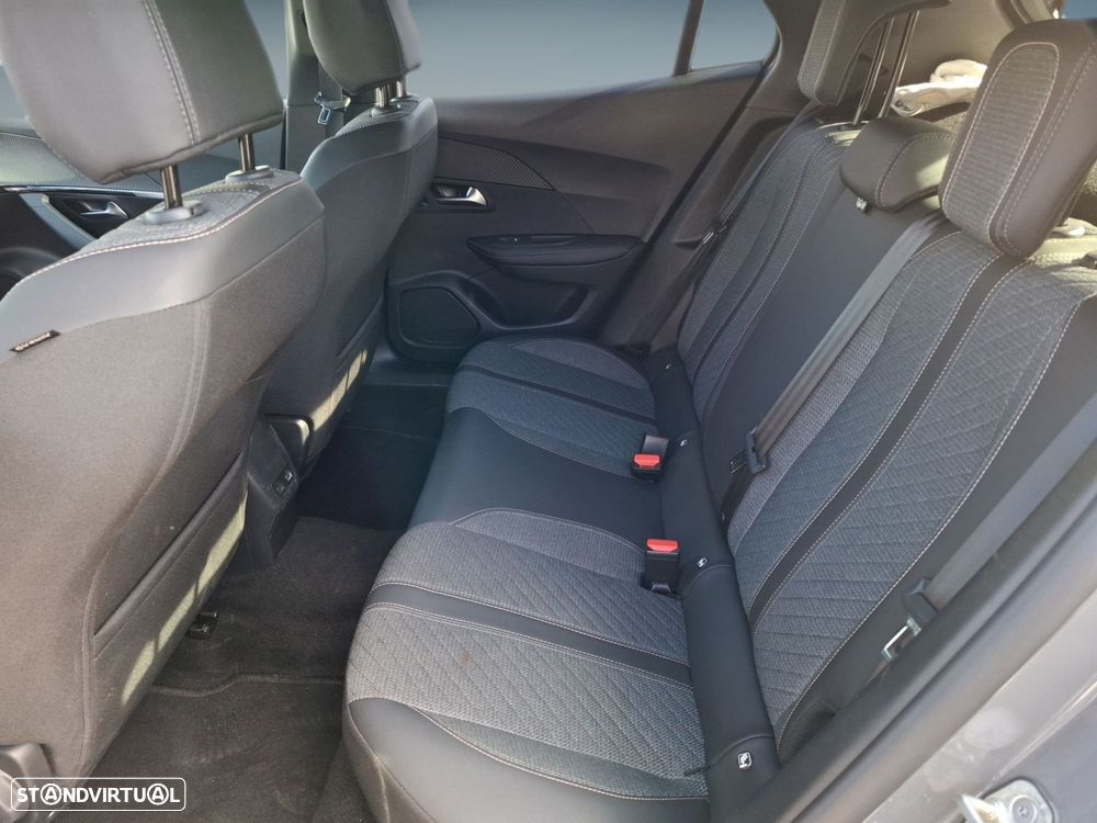 Peugeot 2008 1.2 Hybrid Allure e-DCS6 - 14