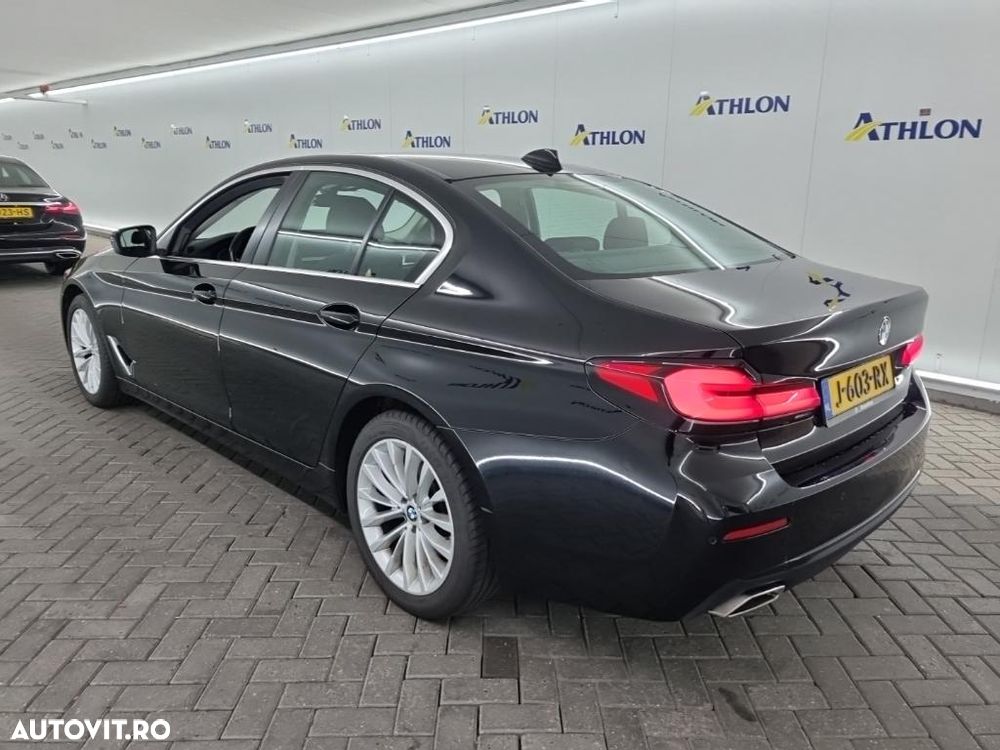 BMW Seria 5 520d - 4
