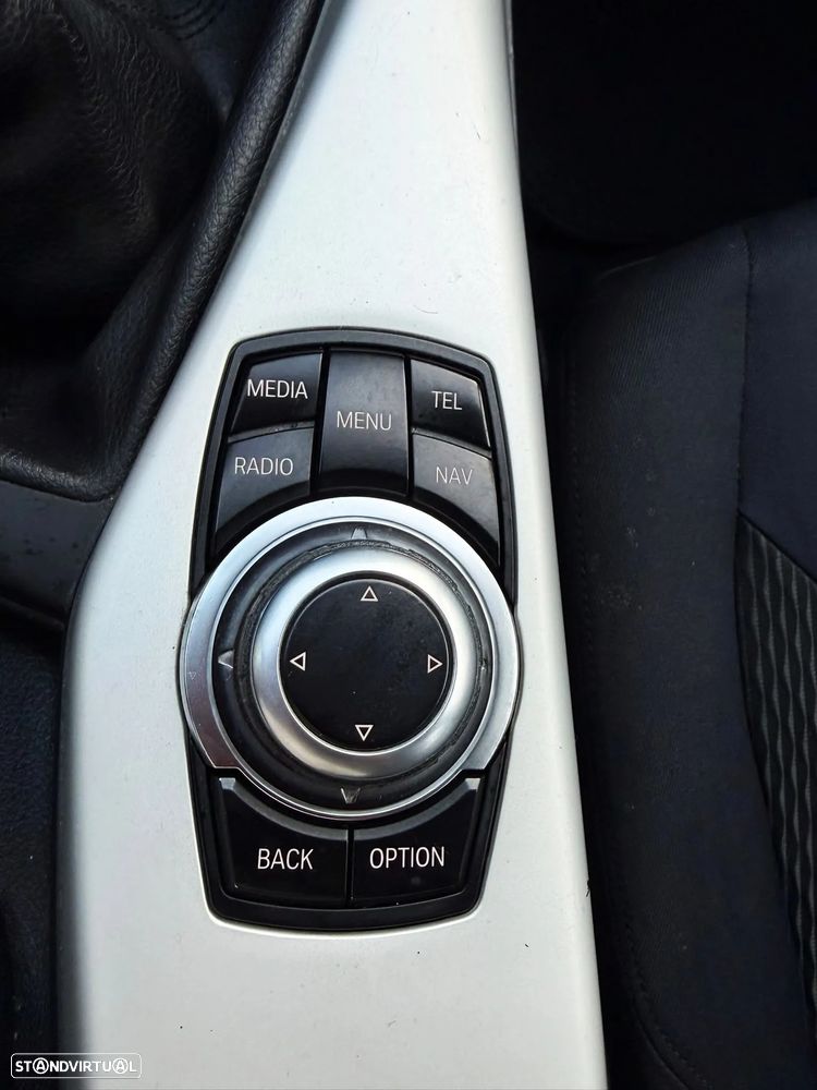 BMW 118 d Urban Line - 16