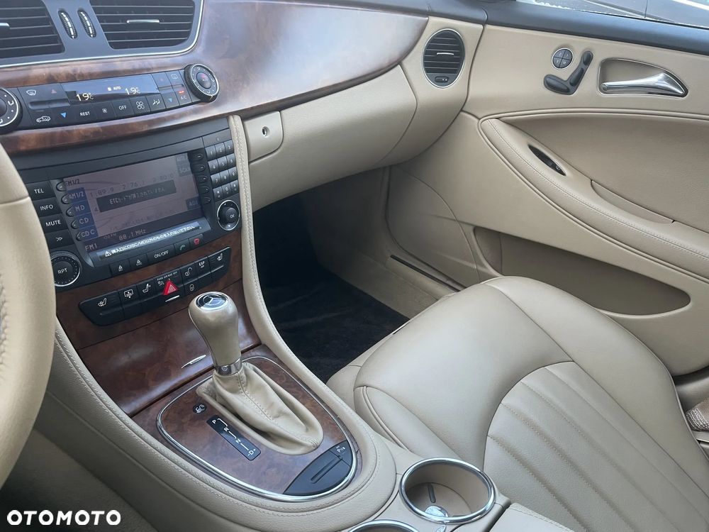 Mercedes-Benz CLS 350 7G-TRONIC - 19