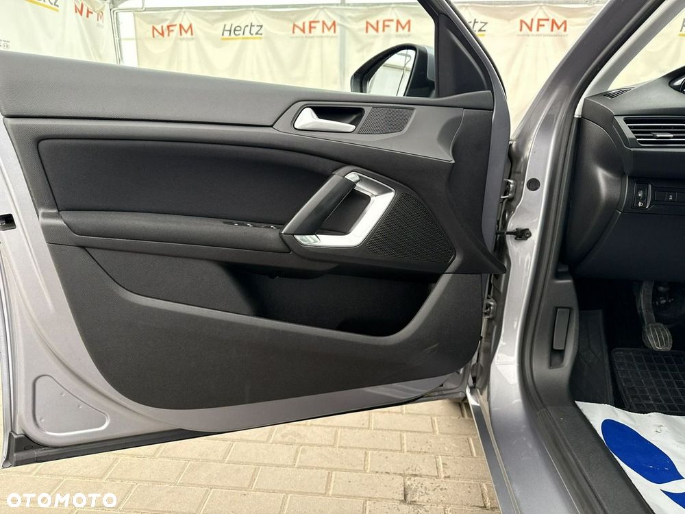 Peugeot 308 - 10