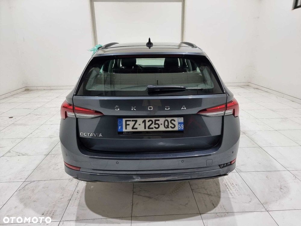 Skoda Octavia - 8