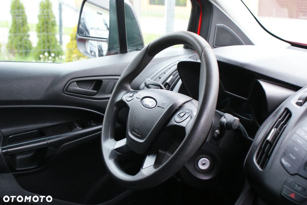 Ford Transit Conect - 11