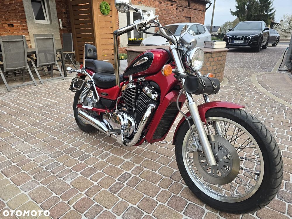 Suzuki Intruder - 4