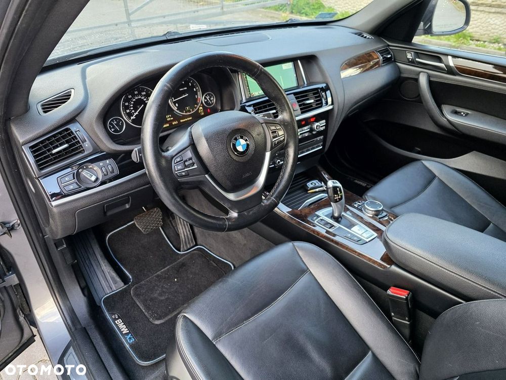 BMW X3 xDrive28i xLine - 12