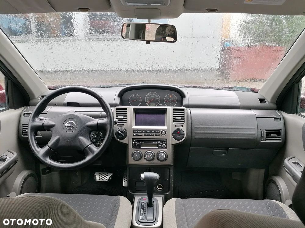 Nissan X-Trail - 2