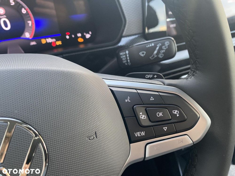 Volkswagen T-Cross - 32