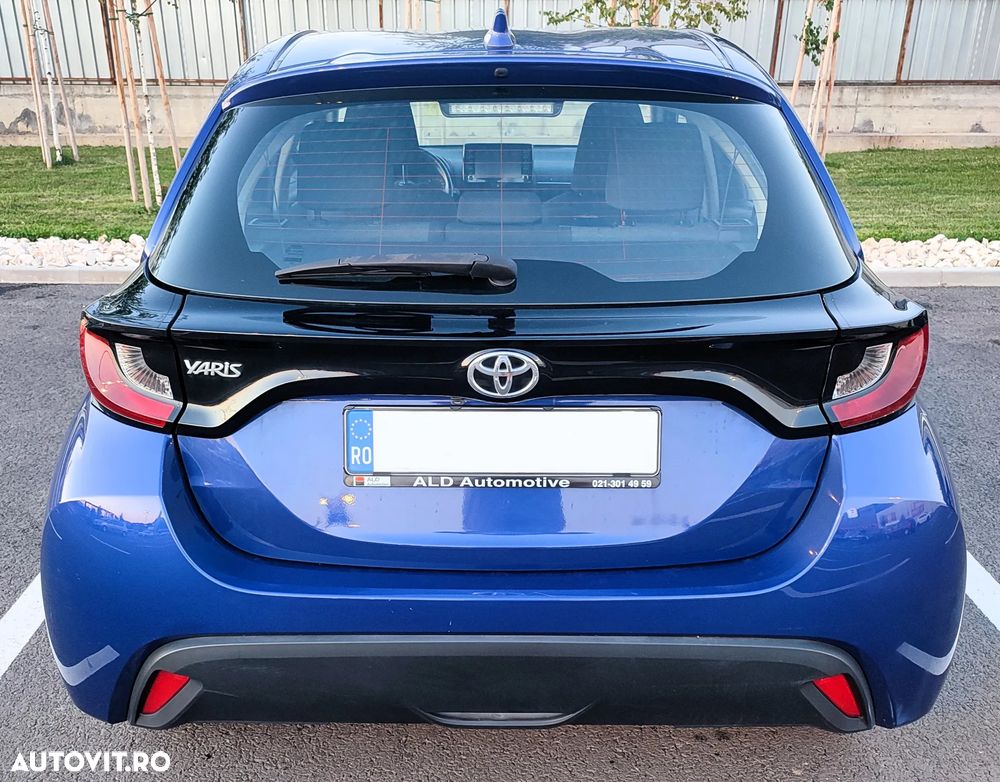 Toyota Yaris - 11