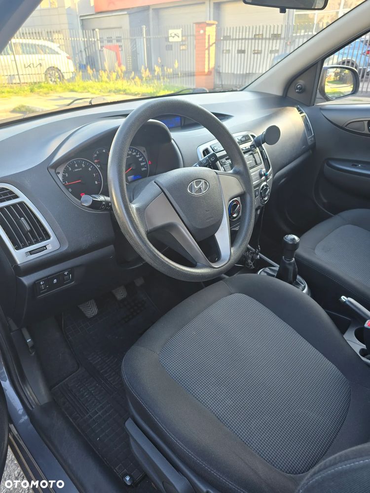 Hyundai i20 1.25 Classic + - 6