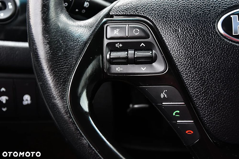 Kia Ceed 1.6 GDI L Business Line - 23