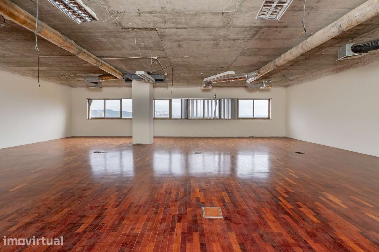Escritório para Venda em Miraflores – 335 m² | Vista Desafogada | 3 Fr - Grande imagem: 2/25