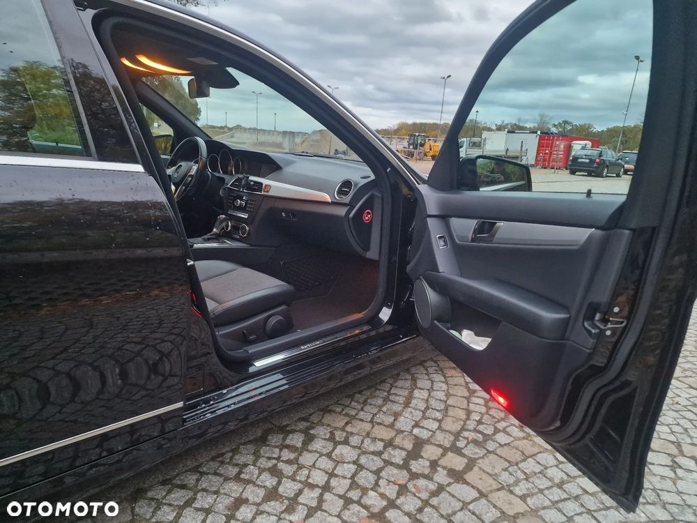 Mercedes-Benz Klasa C 2012