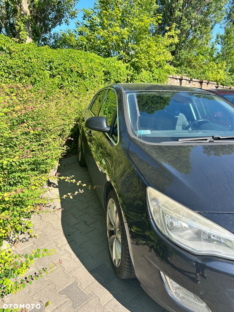Opel Astra IV 1.7 CDTI Cosmo - 4